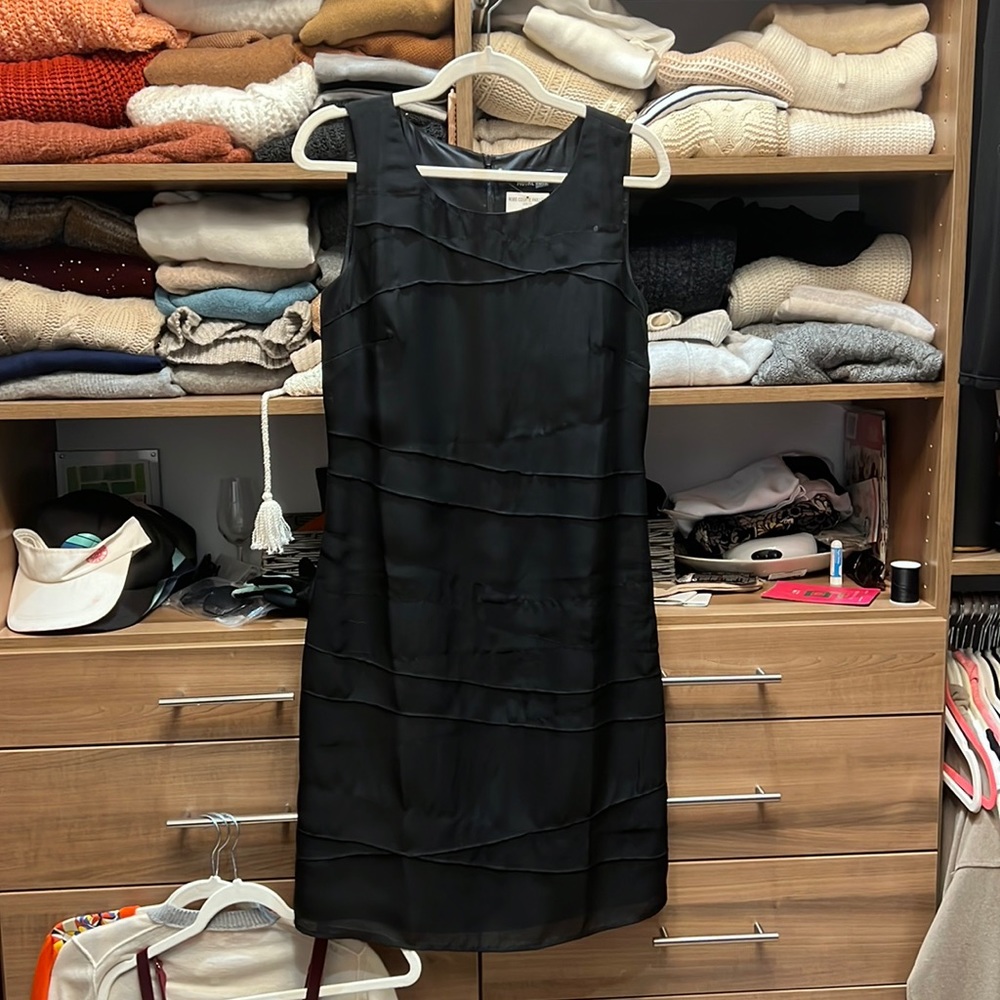 Black dress with sequins in dress